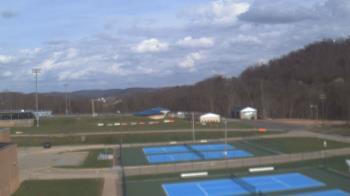 Weather camera view of Kiski Area HS.