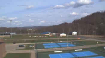 Weather camera view of Kiski Area HS.