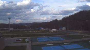 Weather camera view of Kiski Area HS.