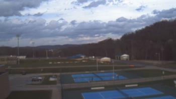 Weather camera view of Kiski Area HS.