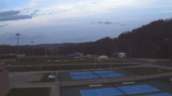 Weather camera view of Kiski Area HS.