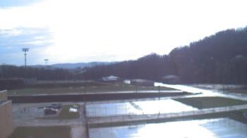 Weather camera view of Kiski Area HS.