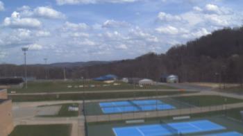 Weather camera view of Kiski Area HS.