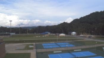 Weather camera view of Kiski Area HS.