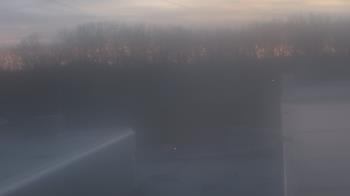 Weather camera view of Dag Hammarskjold MS.