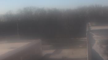 Weather camera view of Dag Hammarskjold MS.