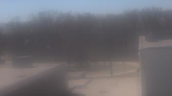 Weather camera view of Dag Hammarskjold MS.