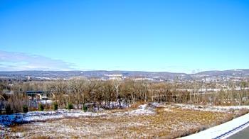 Weather camera view of Wilkes-Barre Area High School.