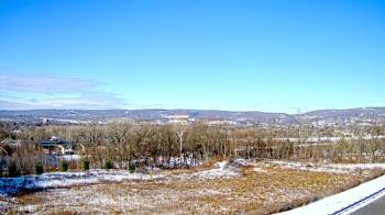 Weather camera view of Wilkes-Barre Area High School.