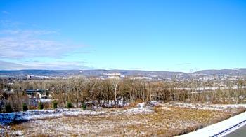 Weather camera view of Wilkes-Barre Area High School.