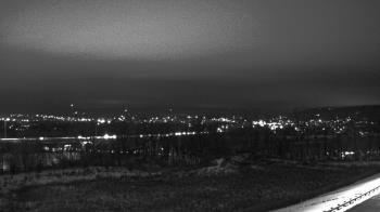 Weather camera view of Wilkes-Barre Area High School.