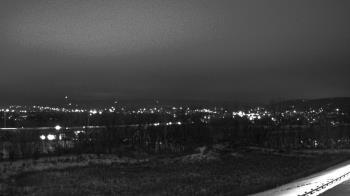 Weather camera view of Wilkes-Barre Area High School.