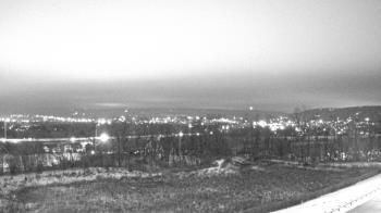 Weather camera view of Wilkes-Barre Area High School.