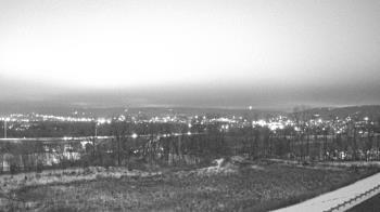 Weather camera view of Wilkes-Barre Area High School.