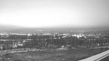 Weather camera view of Wilkes-Barre Area High School.