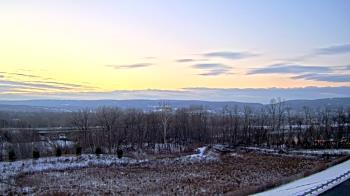 Weather camera view of Wilkes-Barre Area High School.
