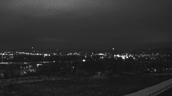 Weather camera view of Wilkes-Barre Area High School.