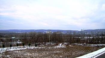 Weather camera view of Wilkes-Barre Area High School.