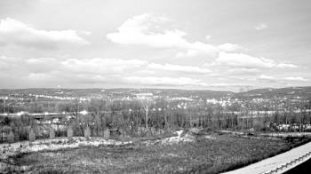 Weather camera view of Wilkes-Barre Area High School.