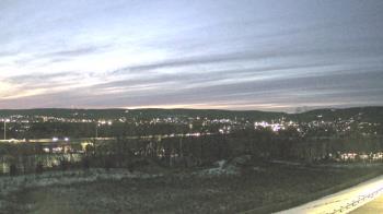 Weather camera view of Wilkes-Barre Area High School.