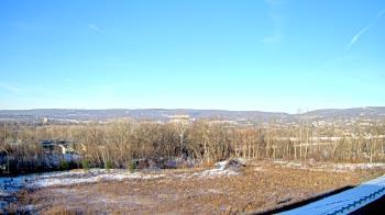 Weather camera view of Wilkes-Barre Area High School.