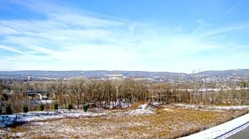 Weather camera view of Wilkes-Barre Area High School.