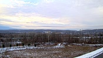 Weather camera view of Wilkes-Barre Area High School.