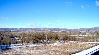 Weather camera view of Wilkes-Barre Area High School.