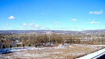 Weather camera view of Wilkes-Barre Area High School.