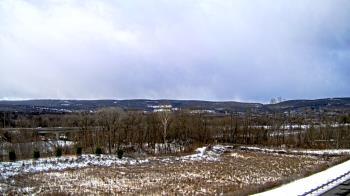 Weather camera view of Wilkes-Barre Area High School.