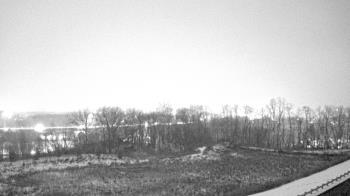 Weather camera view of Wilkes-Barre Area High School.