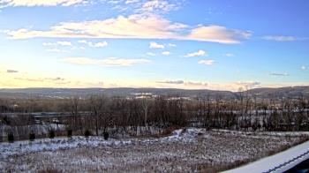 Weather camera view of Wilkes-Barre Area High School.
