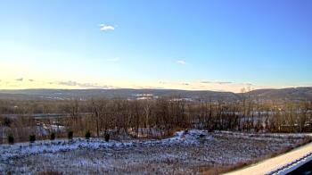 Weather camera view of Wilkes-Barre Area High School.