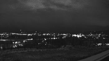 Weather camera view of Wilkes-Barre Area High School.