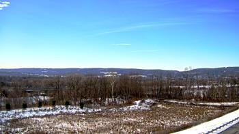 Weather camera view of Wilkes-Barre Area High School.