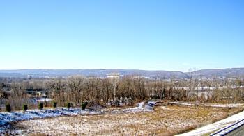 Weather camera view of Wilkes-Barre Area High School.