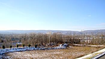 Weather camera view of Wilkes-Barre Area High School.