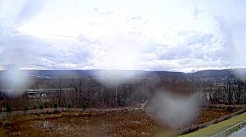 Weather camera view of Wilkes-Barre Area High School.