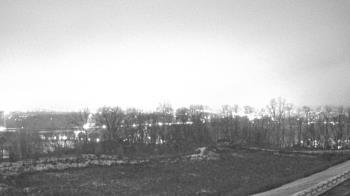 Weather camera view of Wilkes-Barre Area High School.