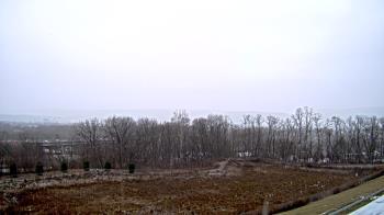 Weather camera view of Wilkes-Barre Area High School.