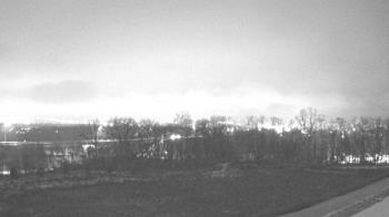 Weather camera view of Wilkes-Barre Area High School.