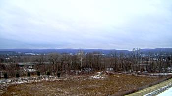 Weather camera view of Wilkes-Barre Area High School.