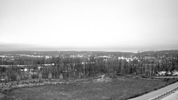 Weather camera view of Wilkes-Barre Area High School.