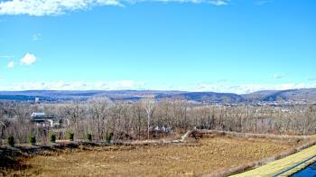 Weather camera view of Wilkes-Barre Area High School.