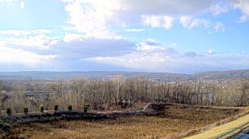Weather camera view of Wilkes-Barre Area High School.