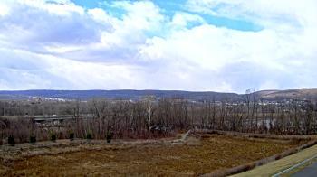 Weather camera view of Wilkes-Barre Area High School.