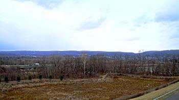 Weather camera view of Wilkes-Barre Area High School.