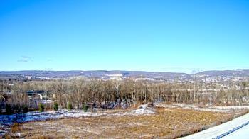 Weather camera view of Wilkes-Barre Area High School.