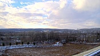Weather camera view of Wilkes-Barre Area High School.
