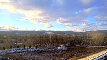 Weather camera view of Wilkes-Barre Area High School.